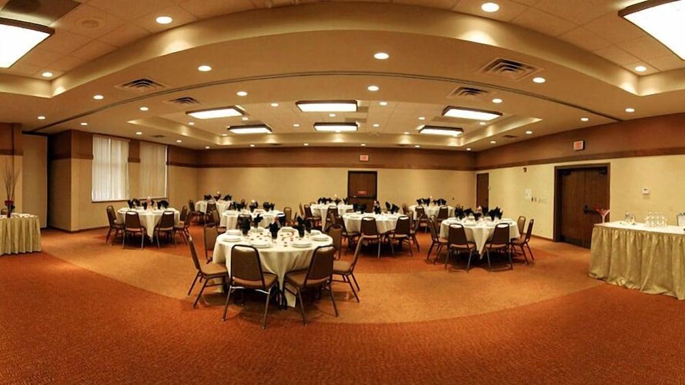 Comfort Inn Okemos - East Lansing Экстерьер фото