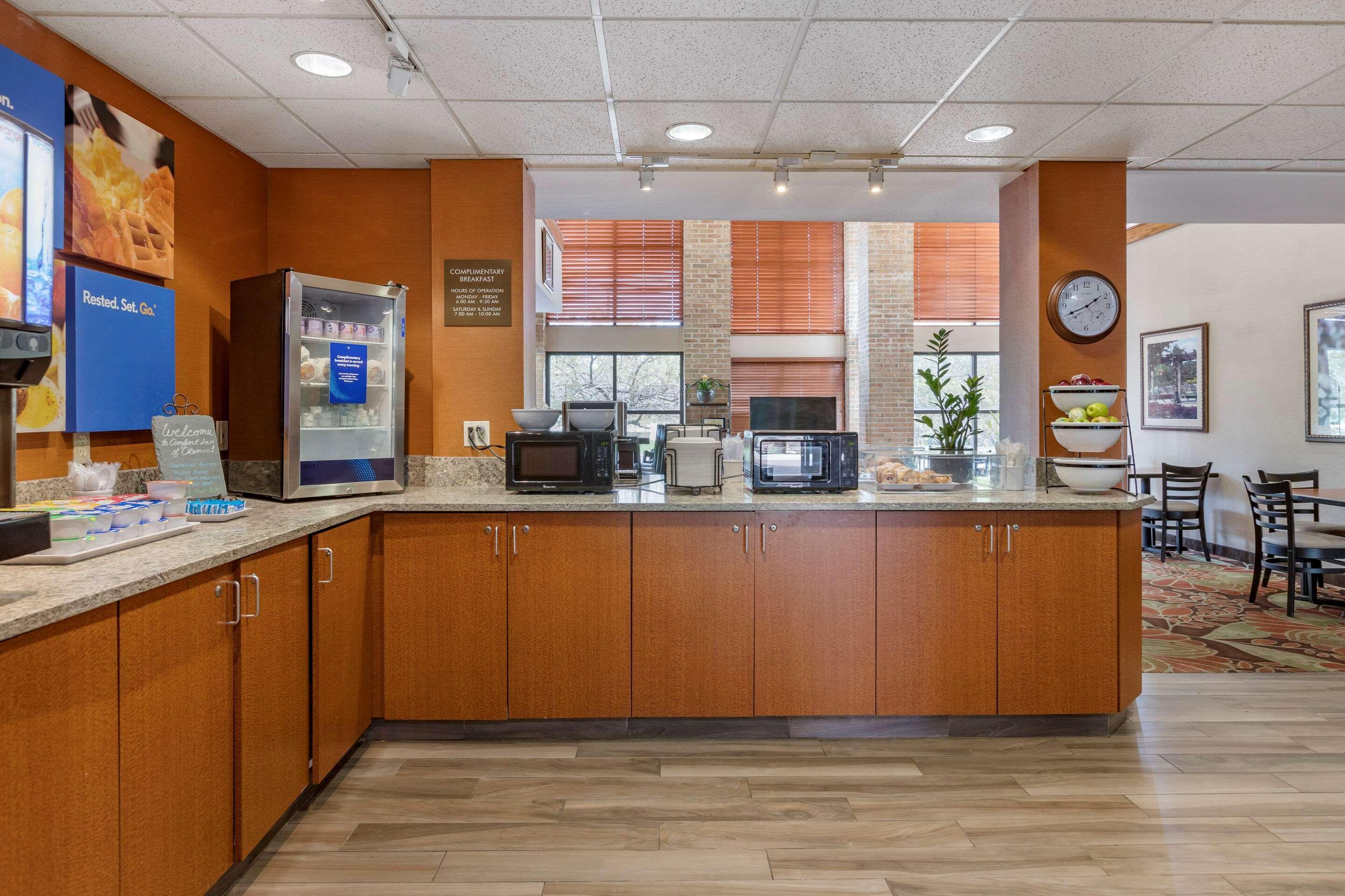 Comfort Inn Okemos - East Lansing Экстерьер фото