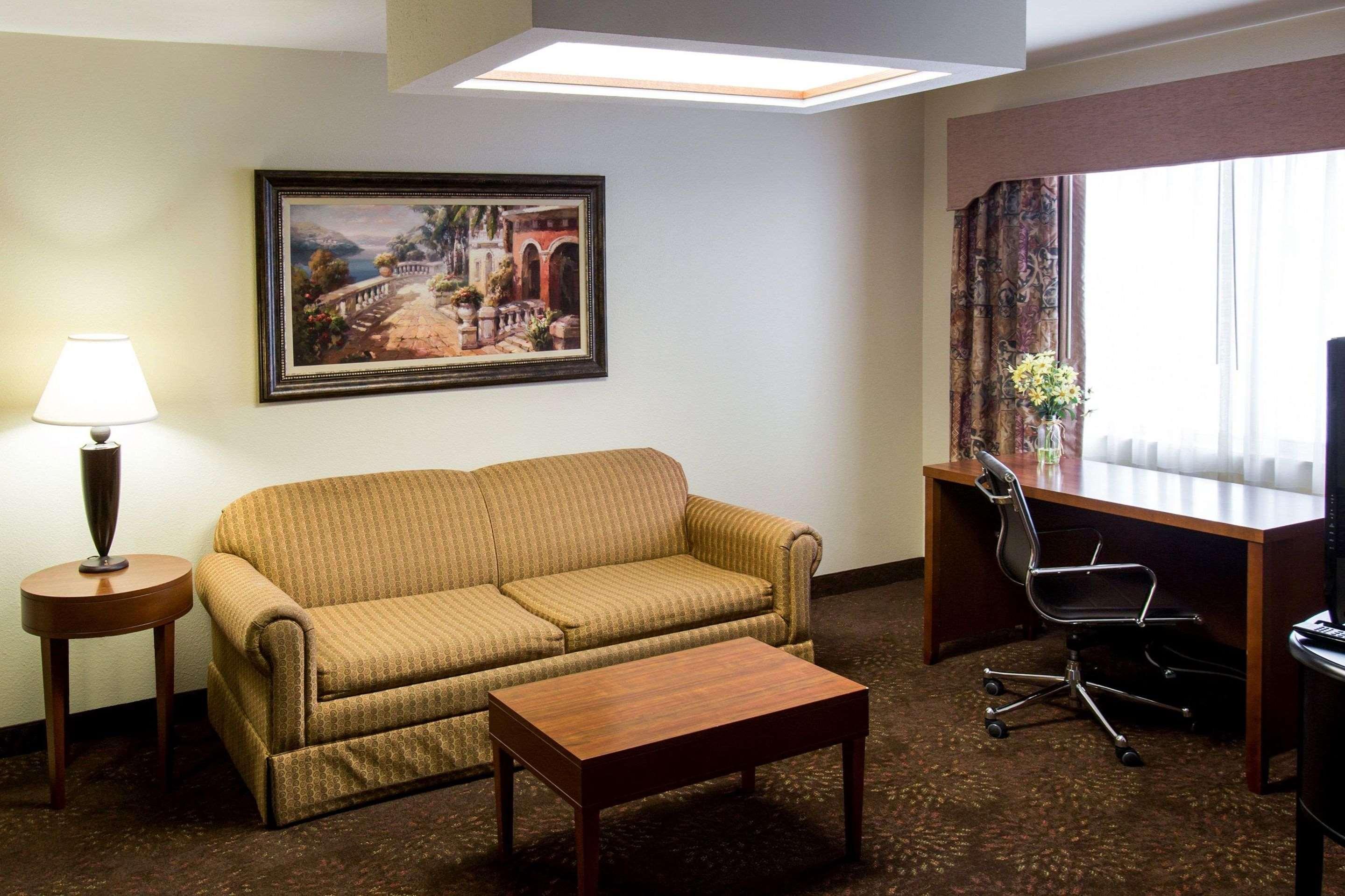 Comfort Inn Okemos - East Lansing Экстерьер фото