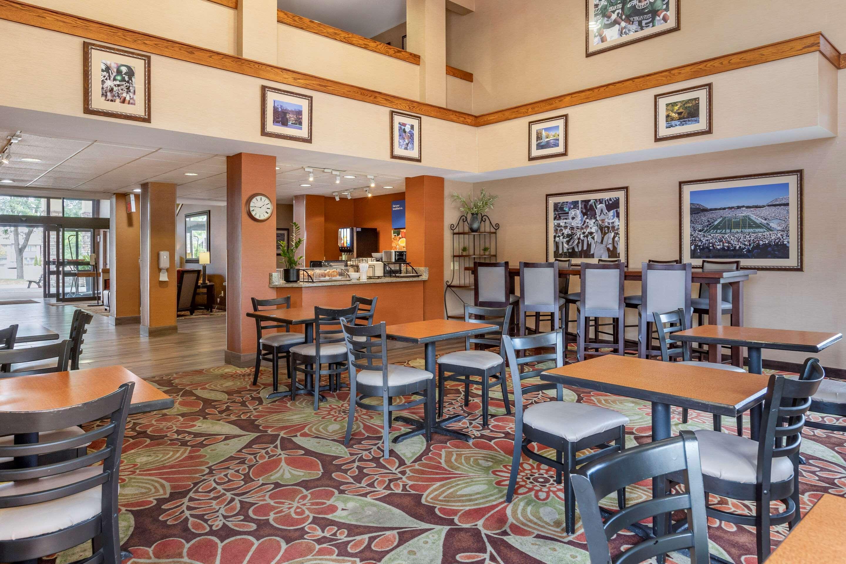 Comfort Inn Okemos - East Lansing Экстерьер фото
