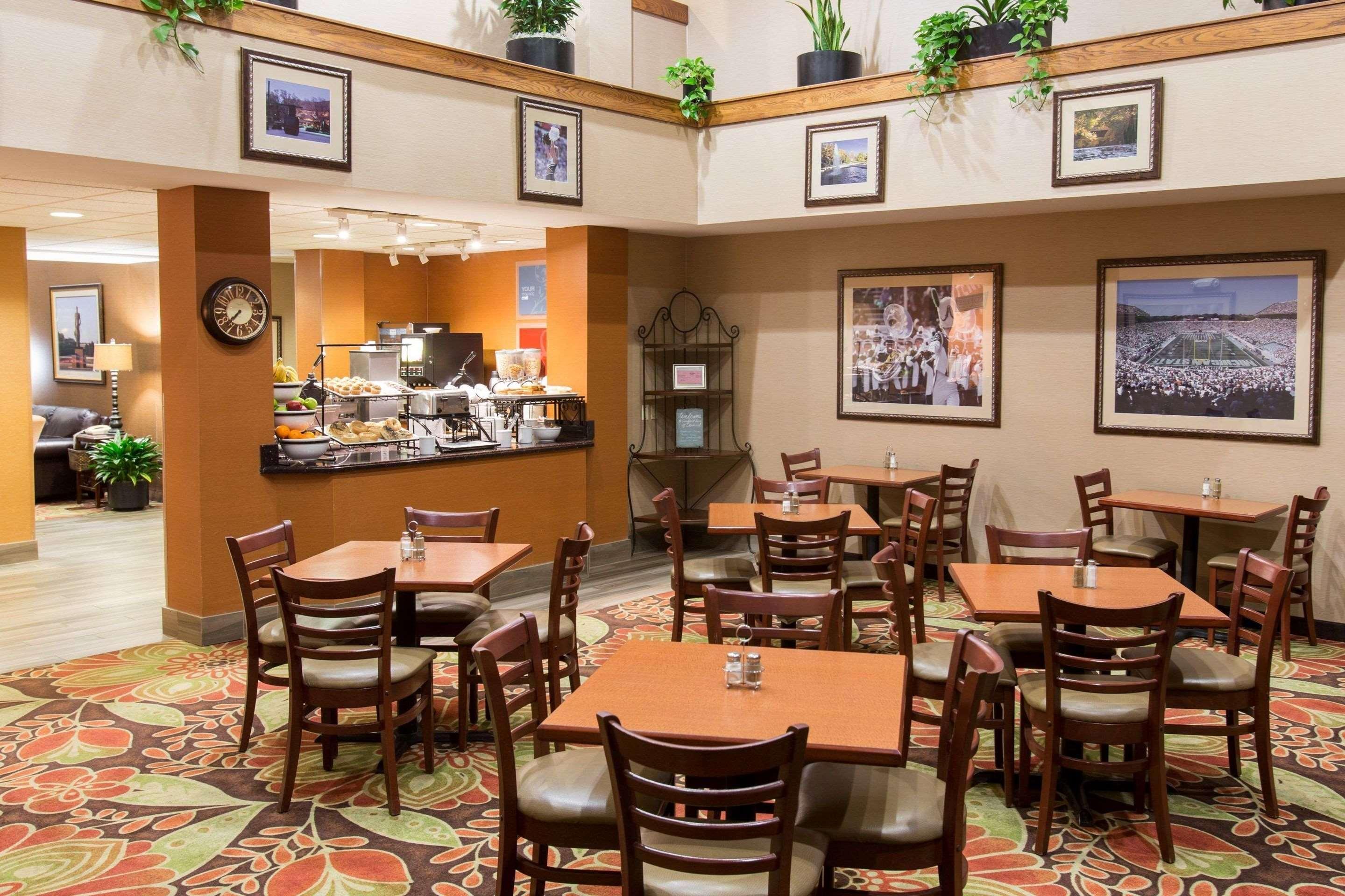 Comfort Inn Okemos - East Lansing Экстерьер фото