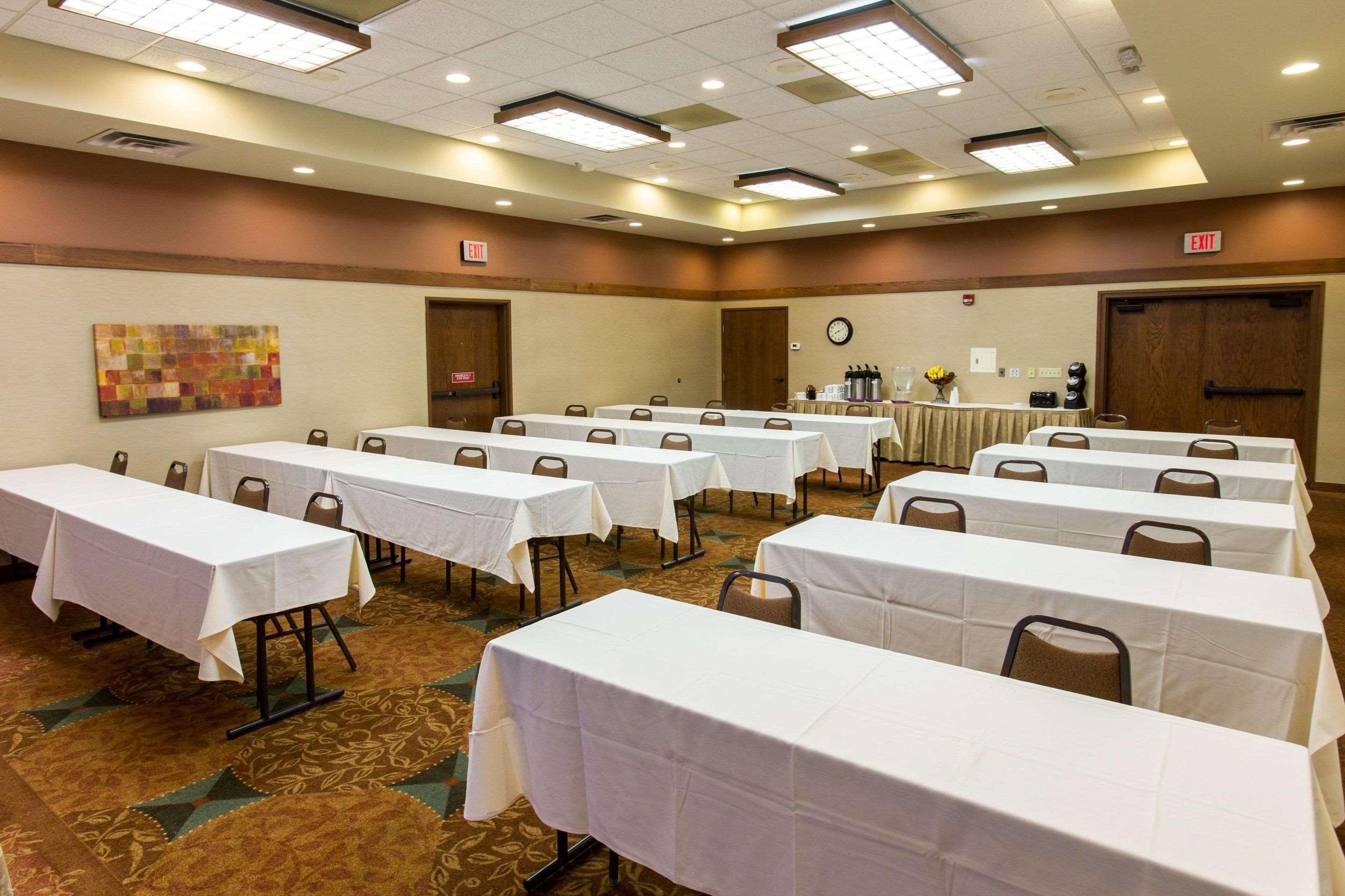 Comfort Inn Okemos - East Lansing Экстерьер фото