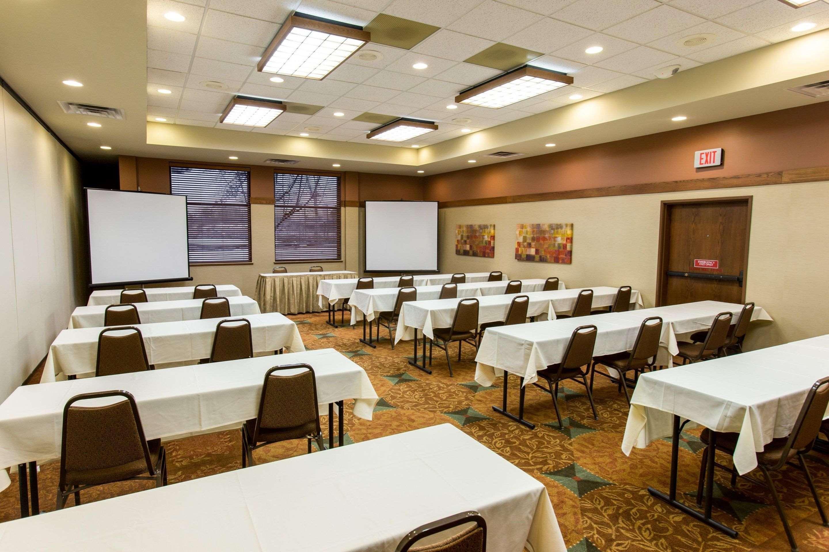 Comfort Inn Okemos - East Lansing Экстерьер фото