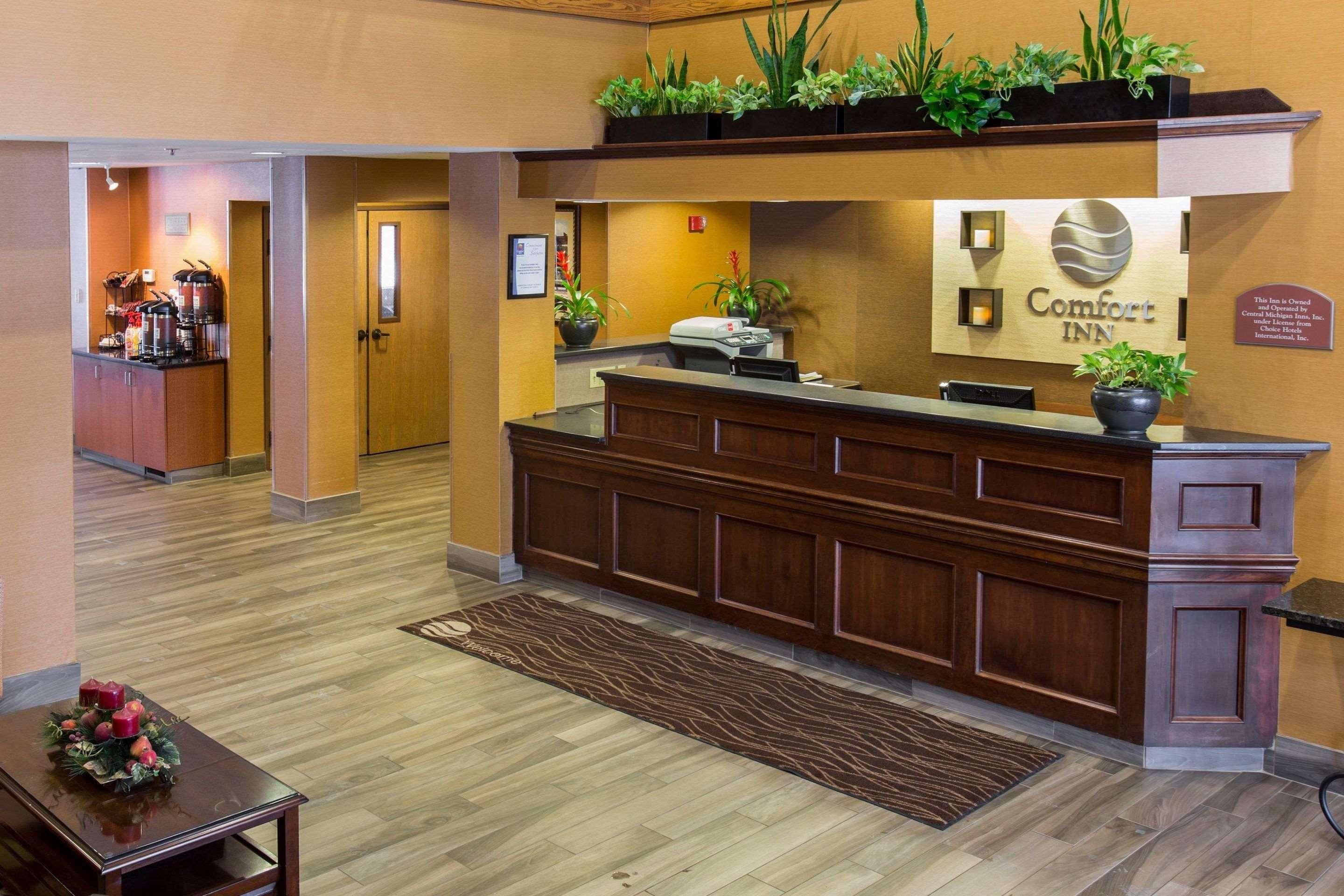 Comfort Inn Okemos - East Lansing Экстерьер фото