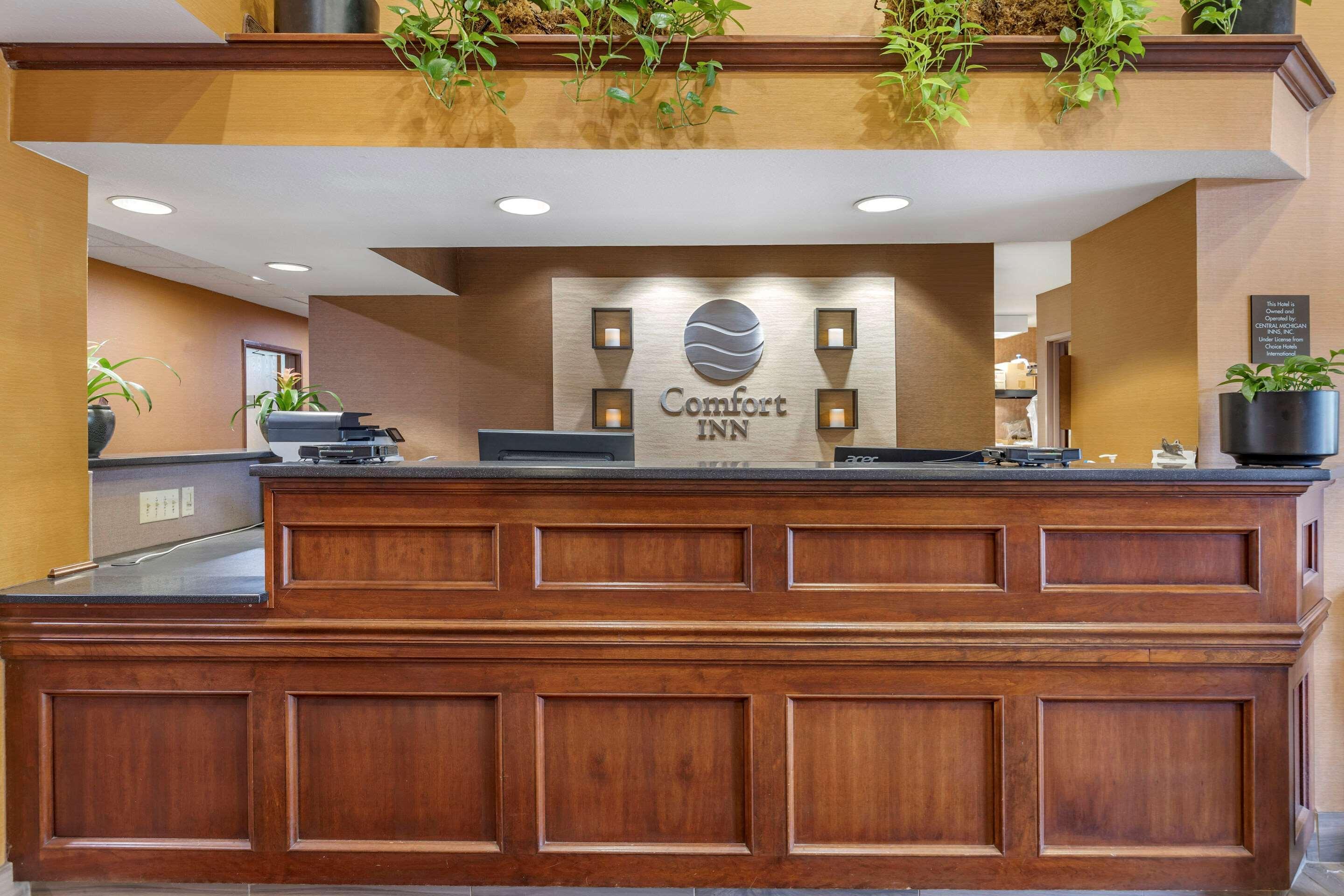 Comfort Inn Okemos - East Lansing Экстерьер фото